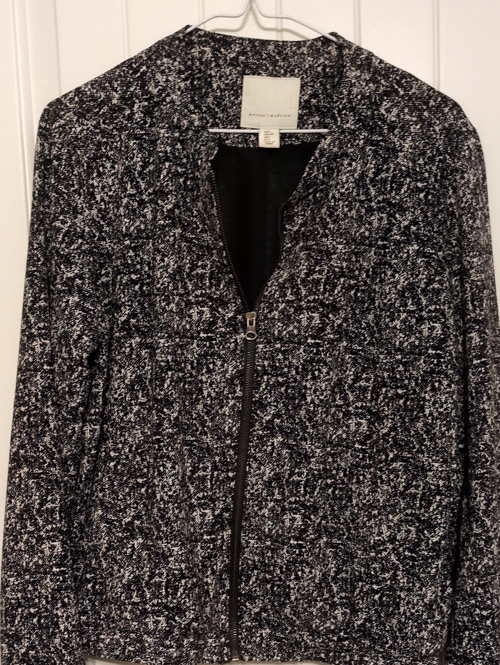Mercer Madison Black & White Zip-Front Textured Jacket